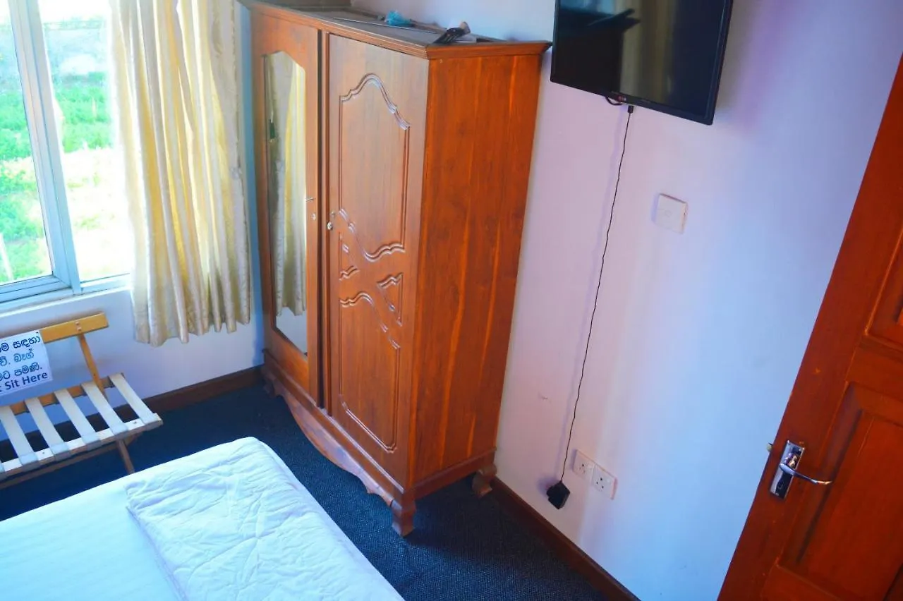 Guest House Hill Paradise Νουβάρα Ελίγια